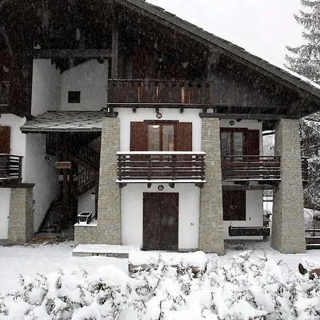 Mont Blanc View 2br With Balcony & Parking Courmayeur