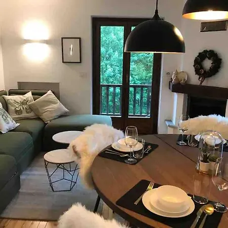 Mont Blanc View 2br With Balcony & Parking *