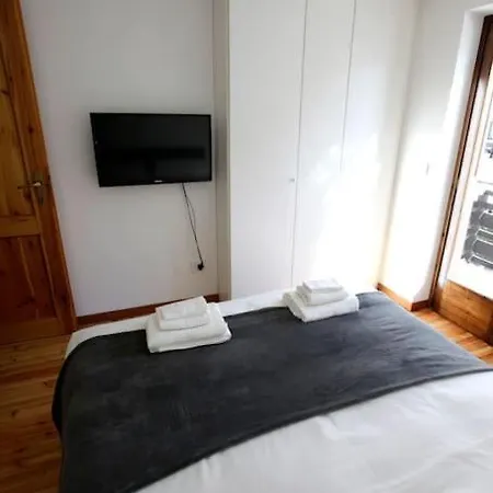Mont Blanc View 2br With Balcony & Parking Courmayeur