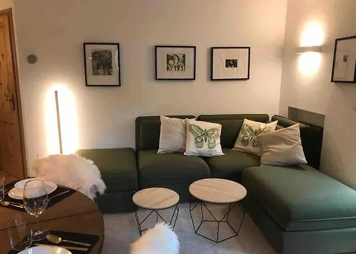 Mont Blanc View 2br With Balcony & Parking *